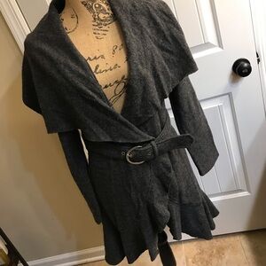 🖤White House Black Market Lightweight Coat